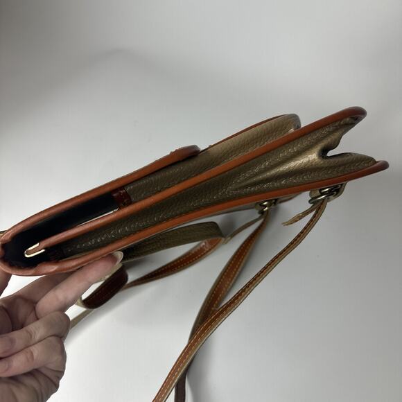 Rare Vintage Korean Pebbled Leather Backpack Turn Lock Natural Tan Brown - Picture 8 of 16